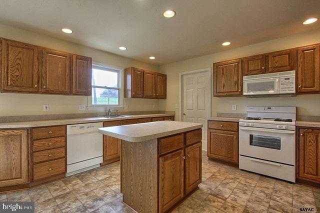 2942 Ridings Way York, PA 17408 - Photo 6 of 27 Gallery Image 6