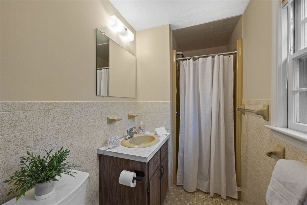 49 Head Of Pond Road Barnstable, MA 02648 - Photo 23 of 35 Gallery Image 23
