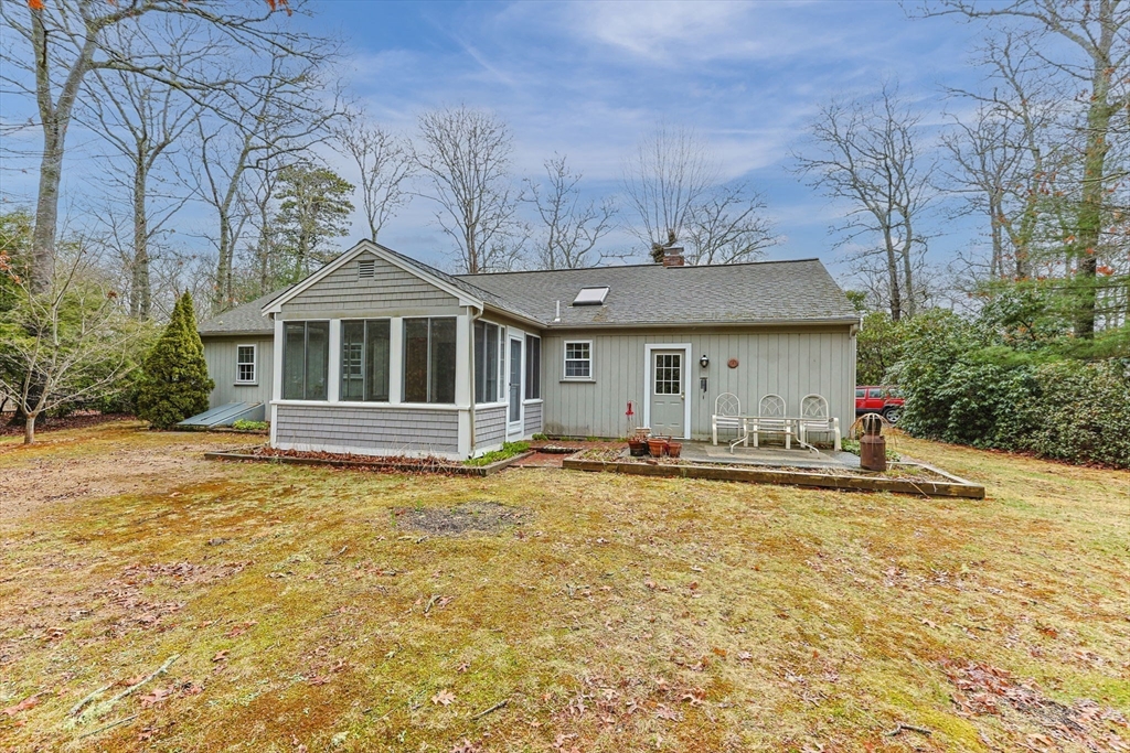 49 Head Of Pond Road Barnstable, MA 02648 - Photo 4 of 35 Gallery Image 4