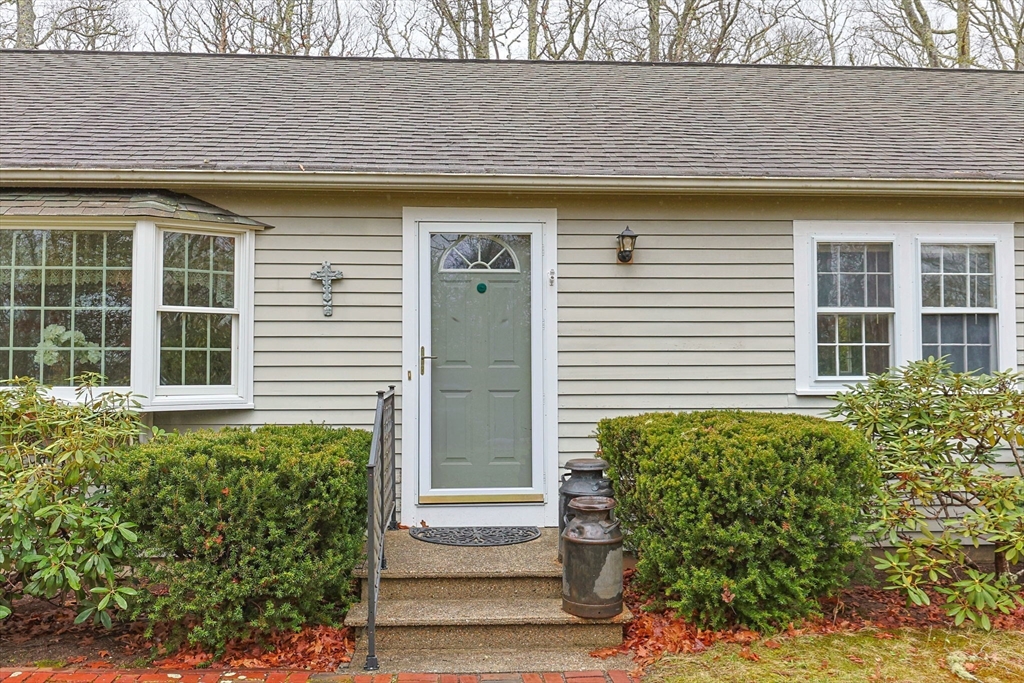 49 Head Of Pond Road Barnstable, MA 02648 - Photo 6 of 35 Gallery Image 6