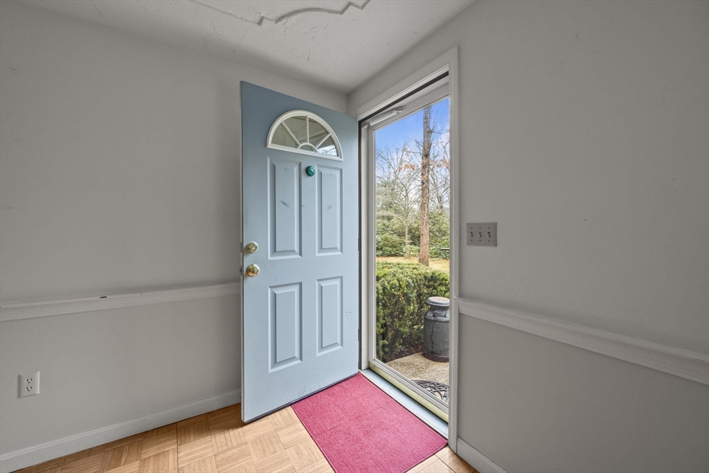 49 Head Of Pond Road Barnstable, MA 02648 - Photo 7 of 35 Gallery Image 7