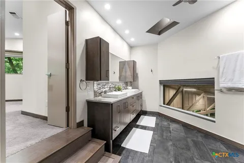 $1,200,000 | 3001 White Oak Drive, Temple, TX 76502