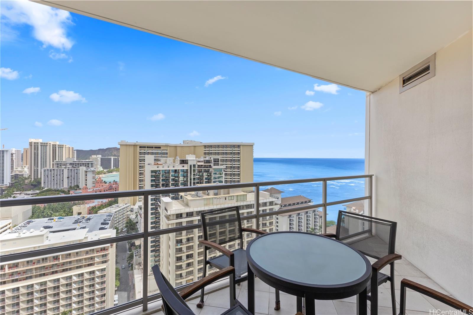 223 Saratoga Road, Unit 2706 Honolulu, HI 96815 - Photo 5 of 25