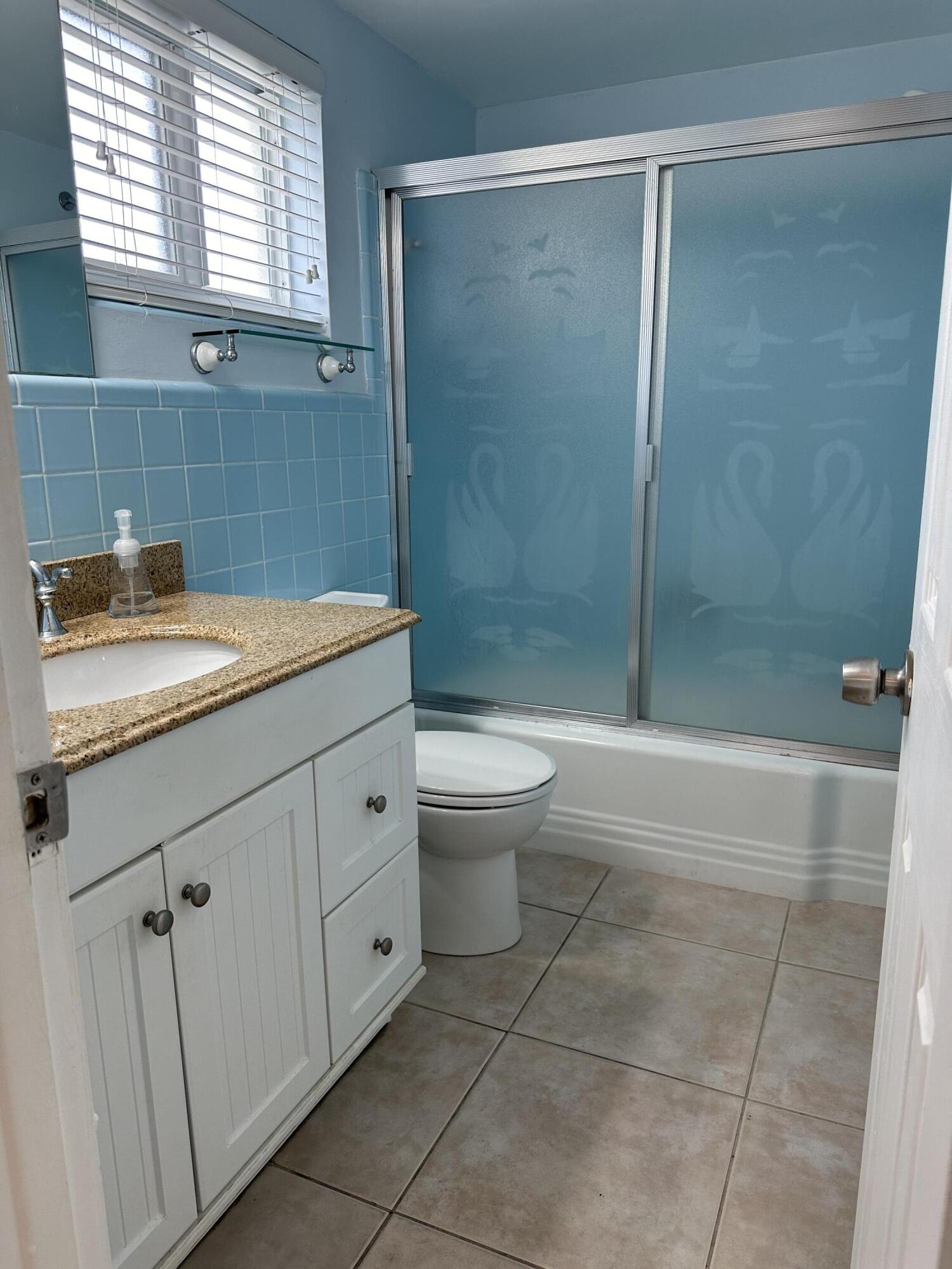 6520 North Ocean Boulevard, Unit 21 Ocean Ridge, FL 33435 - Photo 7 of 14 IMG_8873