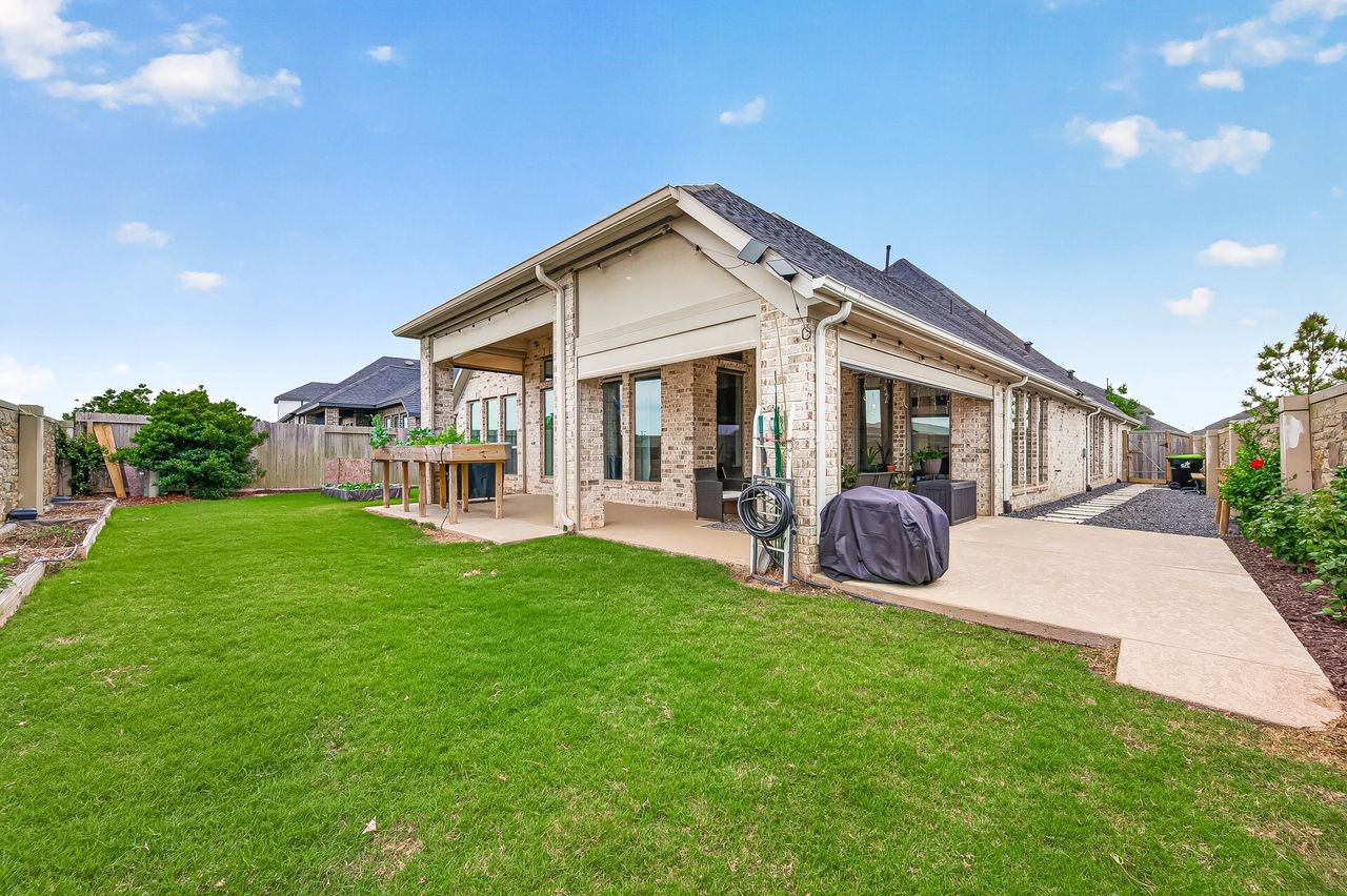 29730 Smoky Ridge Road Fulshear, TX 77441 - Photo 26 of 29 Grass space and sky views