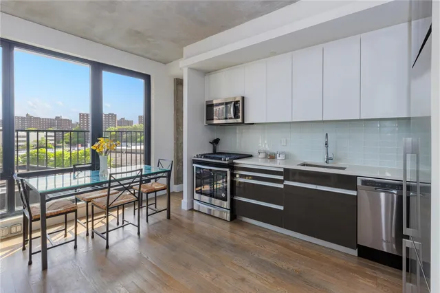 $450,000 | 225 East 138th Street, Unit 506 | Mott Haven