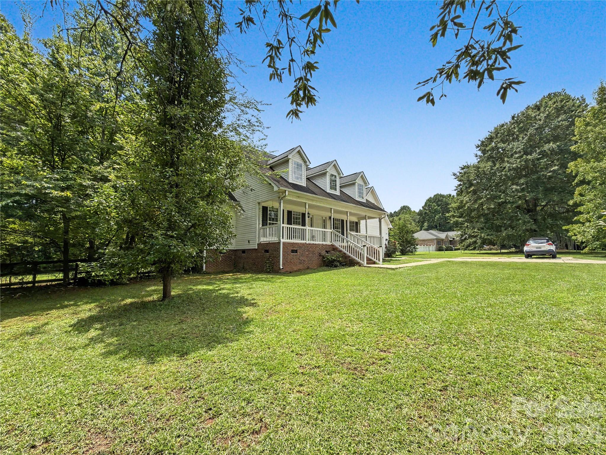 9801 Joe Kerr Road Waxhaw, NC 28173 - Photo 9 of 12 Gallery Image 9