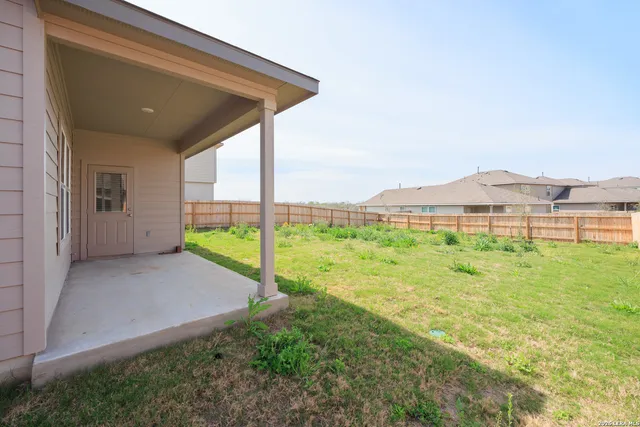 $1,825 | 15735 Clove Spice Way, Von Ormy, TX 78073