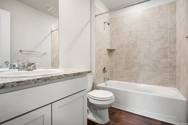 $1,825 | 15735 Clove Spice Way, Von Ormy, TX 78073