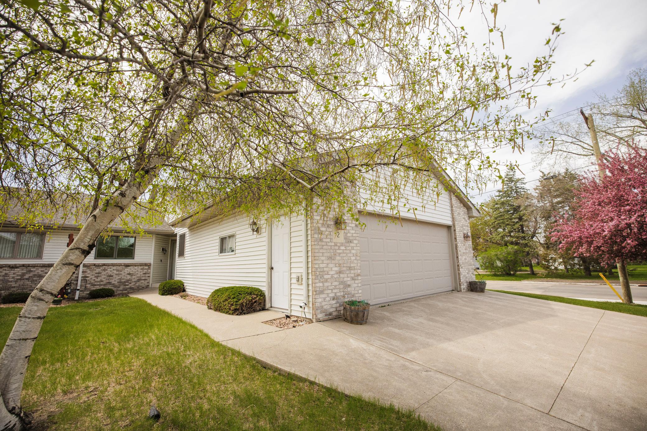 2 Line Drive Morris, MN 56267 - Photo 2 of 35