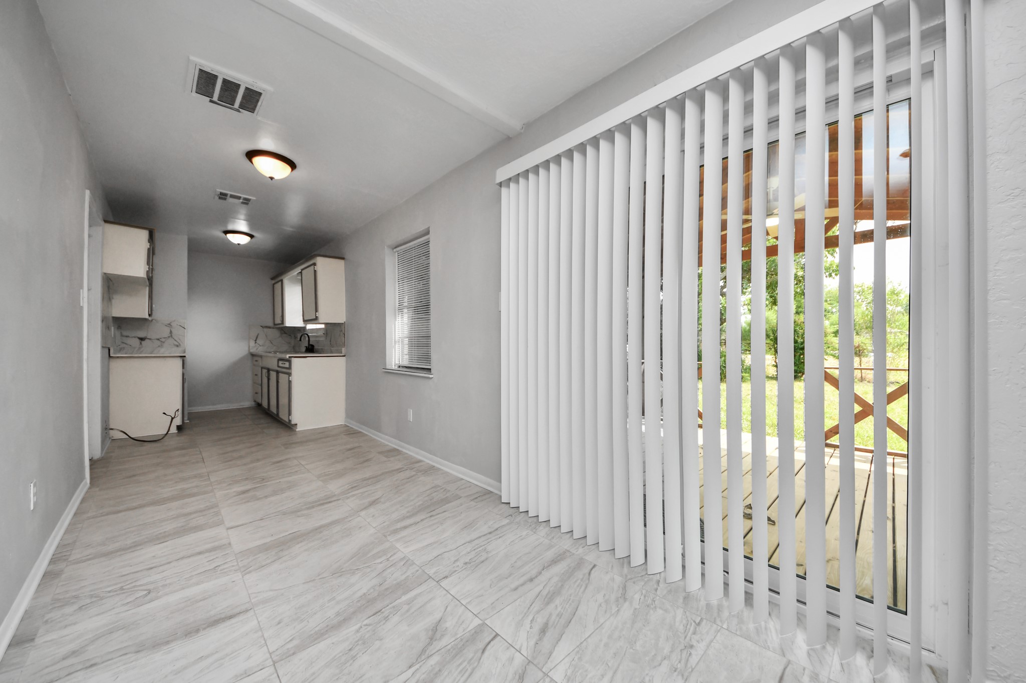 4830 Ridgestone Street Houston, TX 77053 - Photo 9 of 40 Gallery Image 9