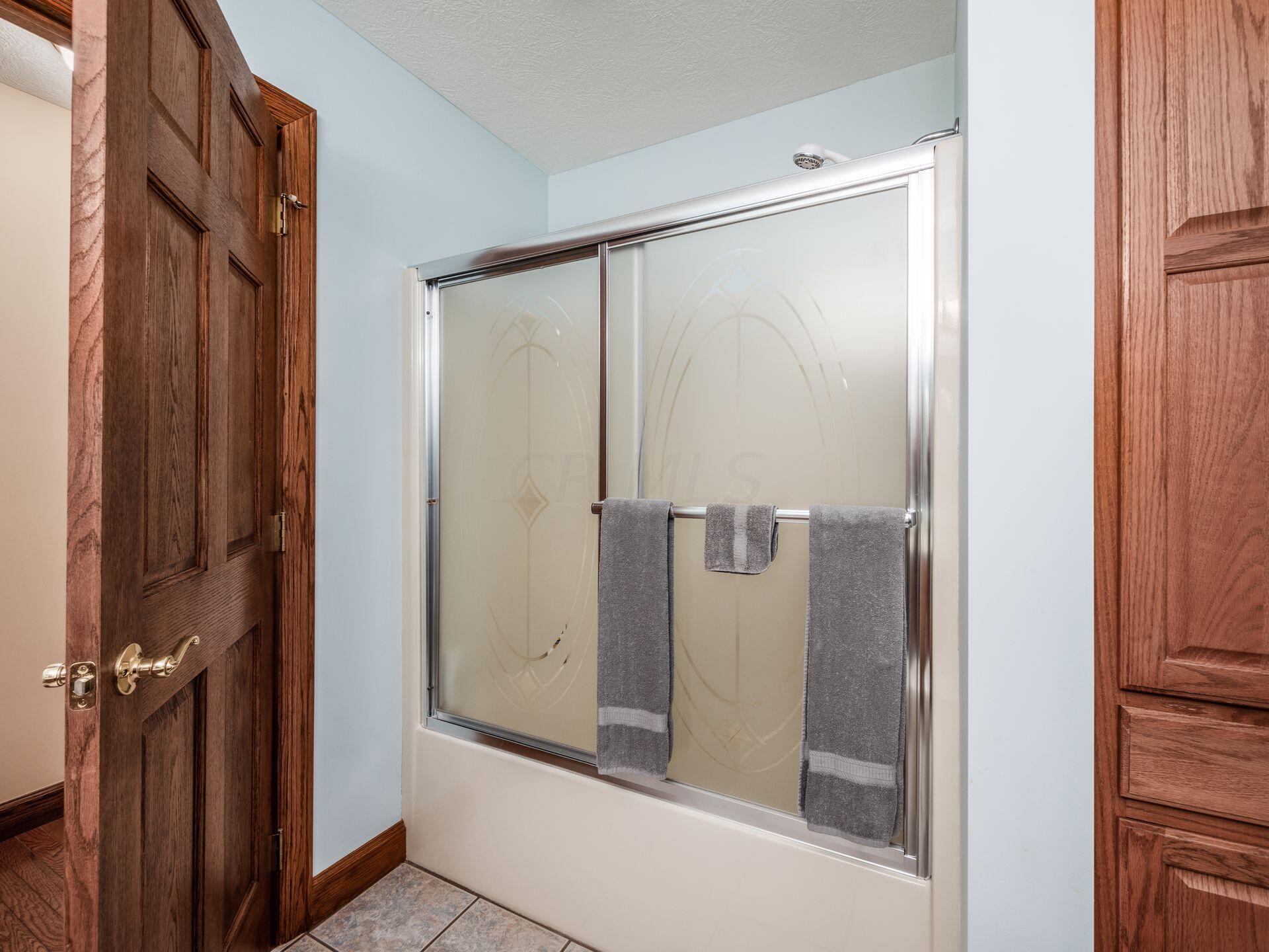 12540 Walker Road Ashville, OH 43103 - Photo 39 of 64 guest full bath
