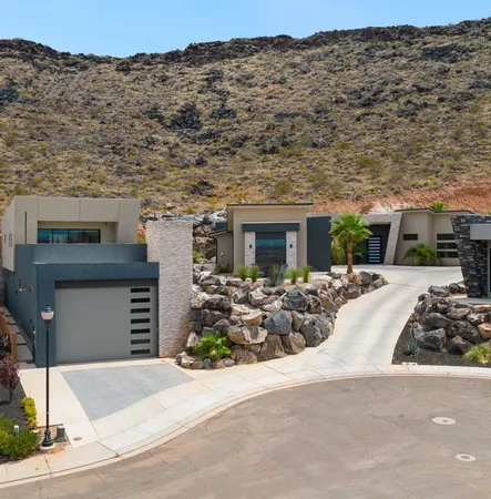 $2,800,000 | 2829 South 3200 West, Hurricane, UT 84737