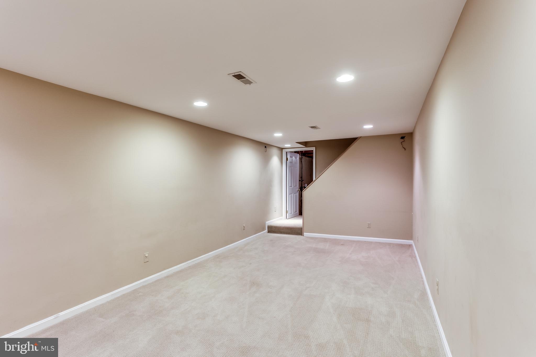 6905 Rawhide Ridge Columbia, MD 21046 - Photo 29 of 39 Finished Lower Level