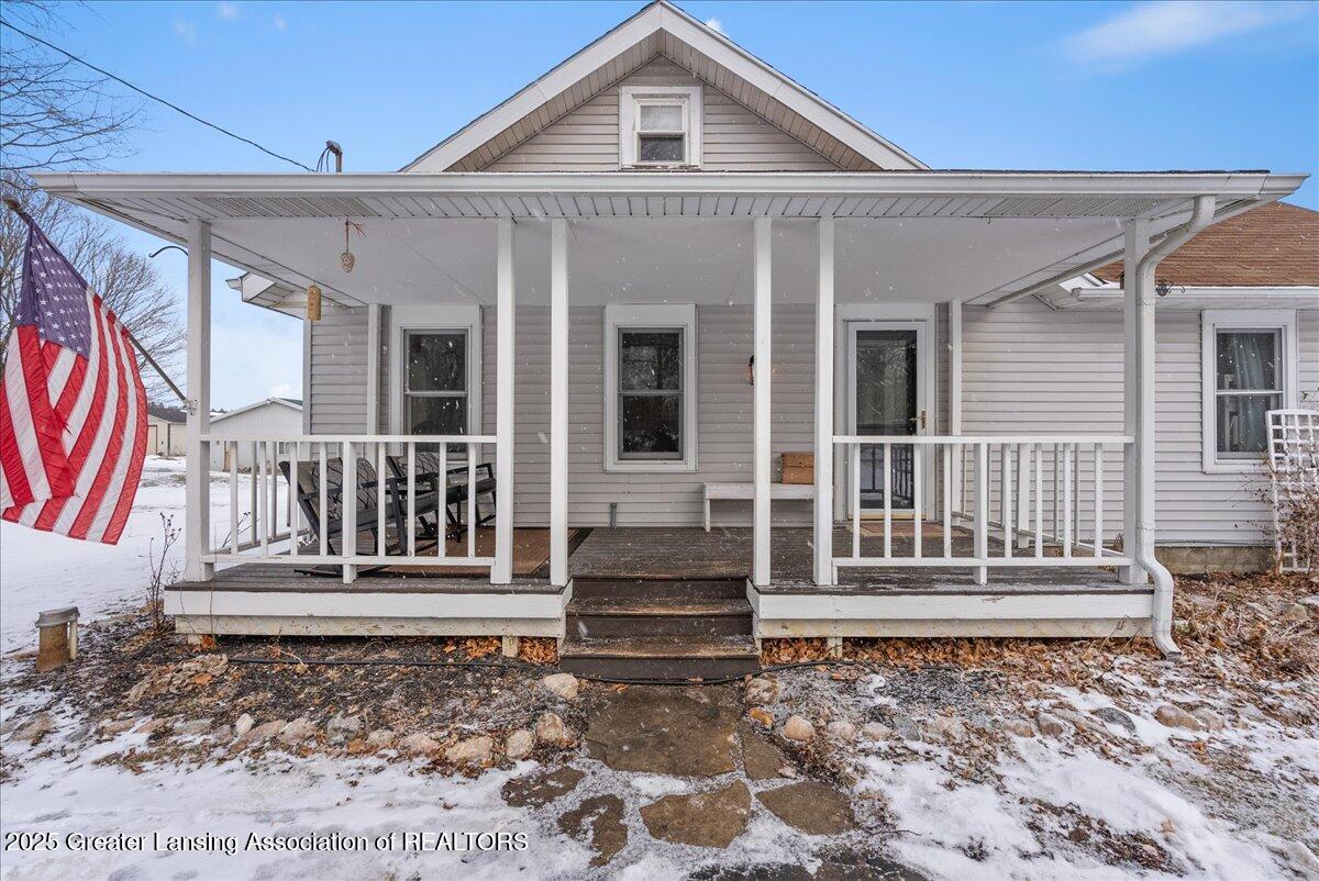 608 West Harper Road Mason, MI 48854 - Photo 4 of 54 05-Media Jett - 16