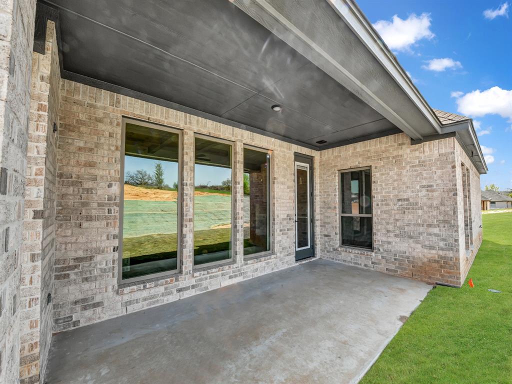 10016 Vly Oak Court Springtown, TX 76082 - Photo 26 of 27