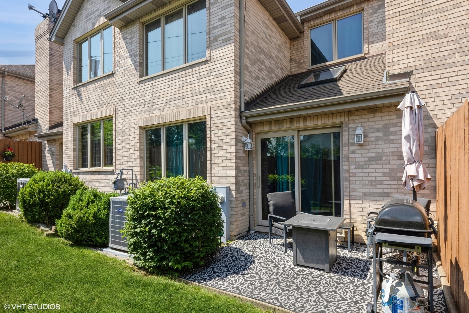 8834 South Roberts Road Hickory Hills, IL 60457 - Photo 15 of 15 Gallery Image 15