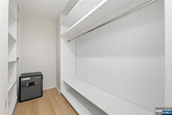 $899,000 | 1008 Hudson Park, Edgewater, NJ 07020