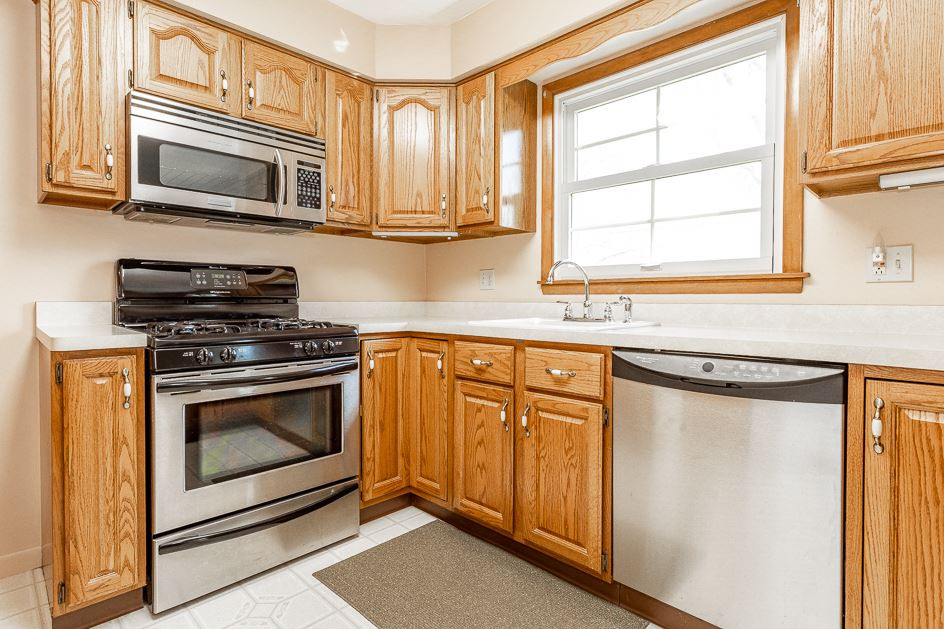3070 Hendee Road Jackson, MI 49201 - Photo 6 of 35 Photo 6