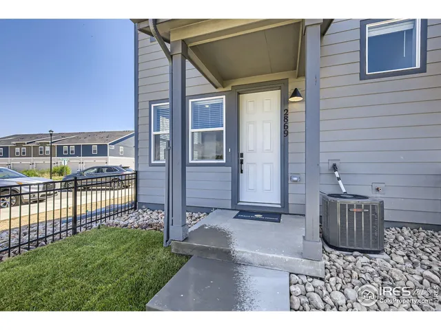 $528,990 | 2801 Bear Springs Circle, Longmont, CO 80503