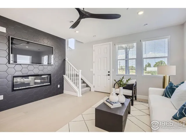 $528,990 | 2801 Bear Springs Circle, Longmont, CO 80503