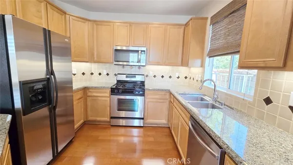 $3,950 | 25628 Via Ventana, Valencia, CA 91381