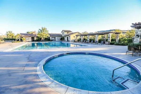 $3,950 | 25628 Via Ventana, Valencia, CA 91381