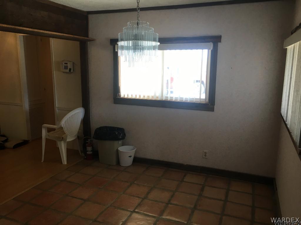 3968 Bacobi Road Golden Valley, AZ 86413 - Photo 7 of 15 Dining room