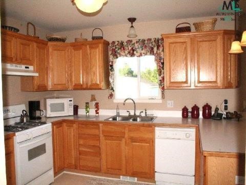 10001 Andersonville Road Clarkston, MI 48346 - Photo 5 of 8 658641-4.JPG