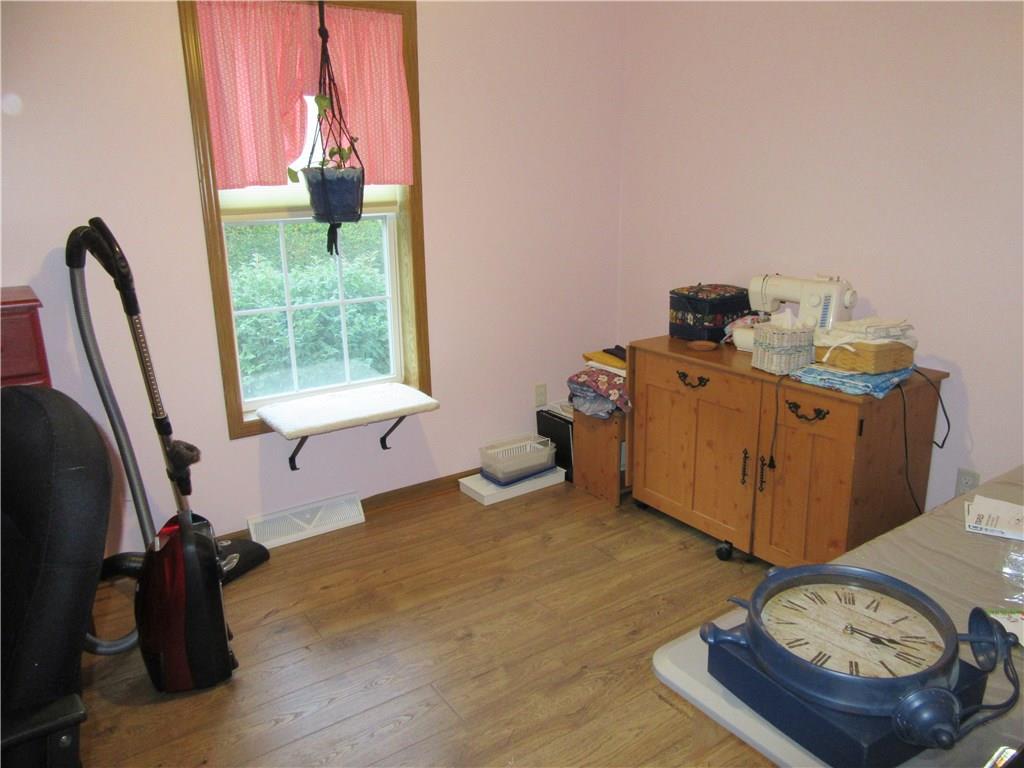 732 McLean Street Rochester, PA 15074 - Photo 14 of 24