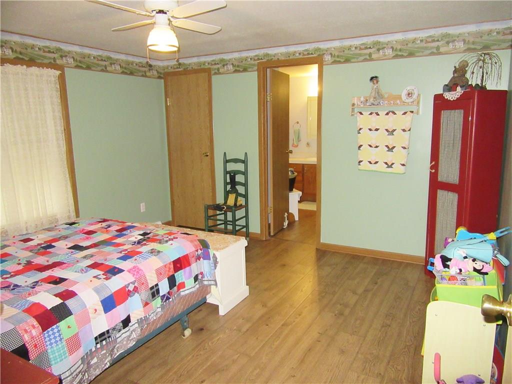 732 McLean Street Rochester, PA 15074 - Photo 15 of 24