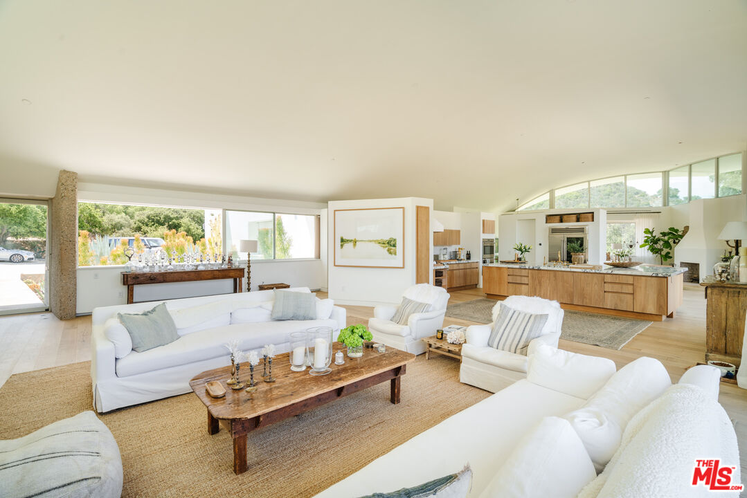 1750 Will Geer Road Topanga, CA 90290 - Photo 3 of 49 Gallery Image 3