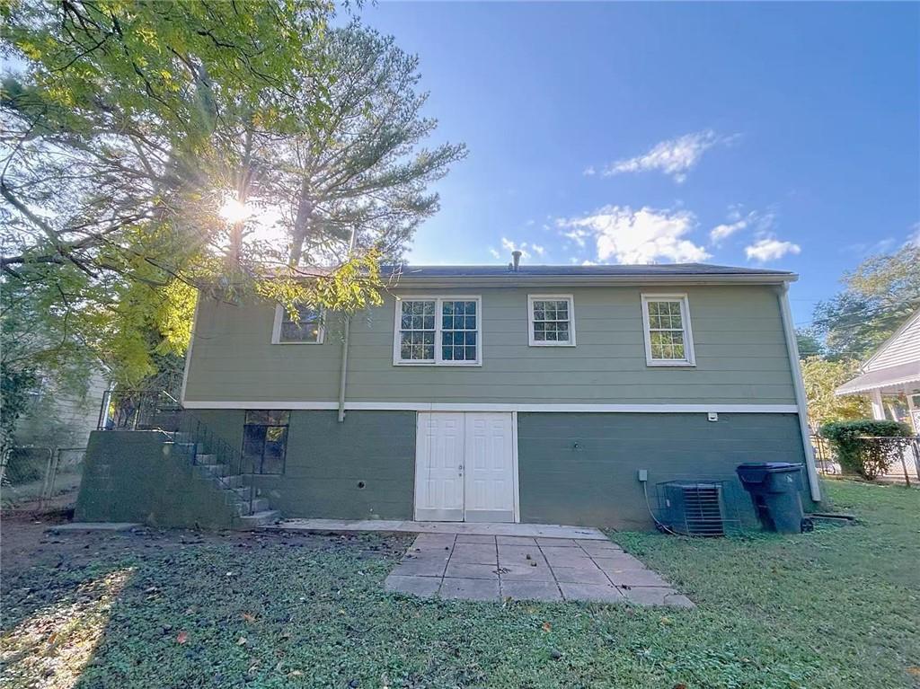2126 Ivydale Street Atlanta, GA 30344 - Photo 11 of 11 front view of a house with a yard