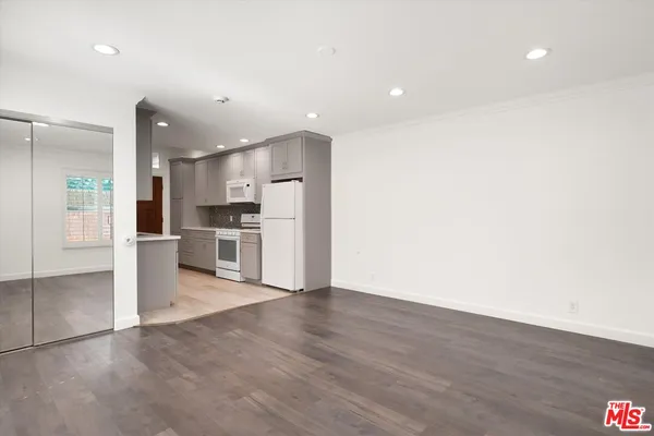 $7,395 | 2002 Kelton Avenue, Los Angeles, CA 90025