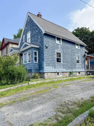 $218,500 | 116 Washington Street, Berlin, NH 03570