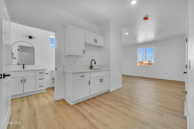 $379,900 | 21420 Reed Place, California City, CA 93505