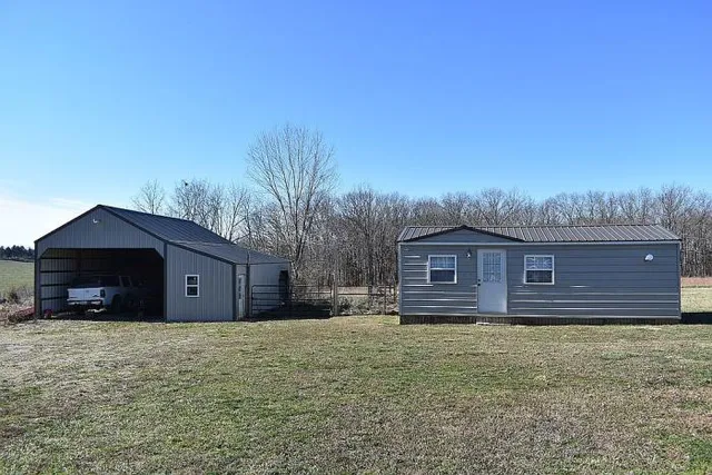 $440,000 | 4427 Steelman Road, Summersville, MO 65571