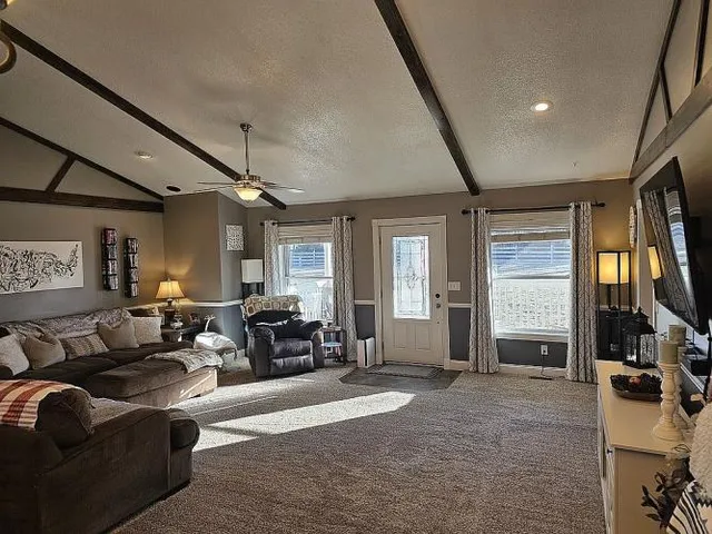 $440,000 | 4427 Steelman Road, Summersville, MO 65571