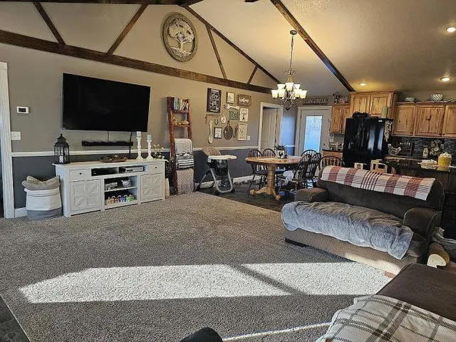 $440,000 | 4427 Steelman Road, Summersville, MO 65571