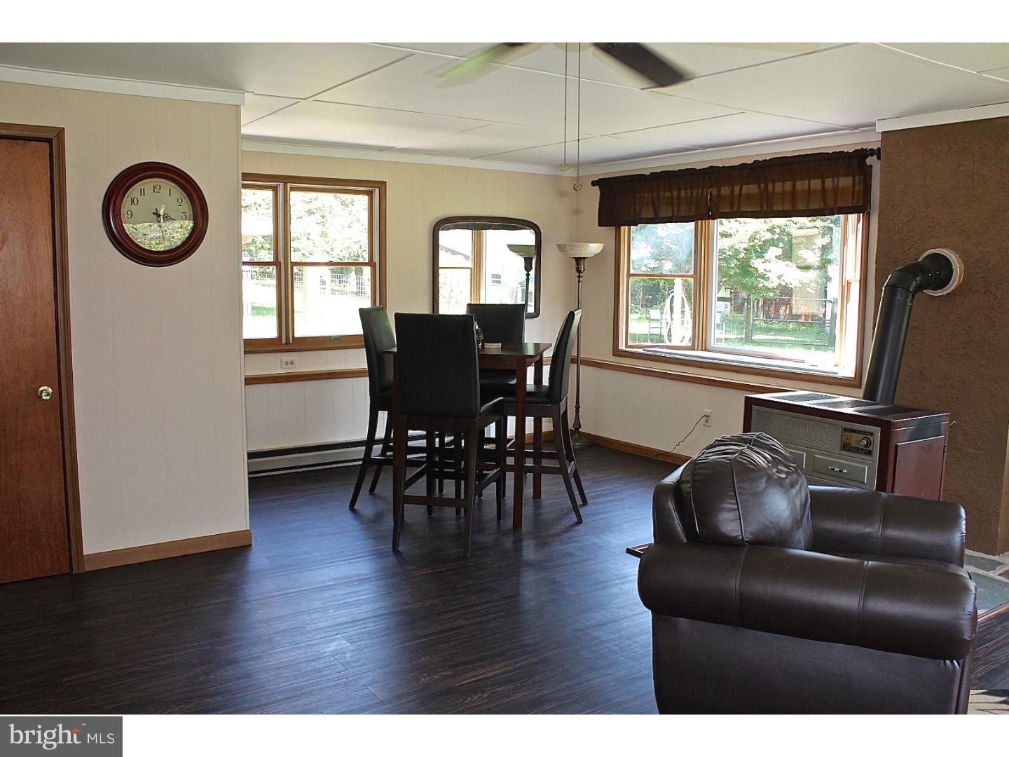 1536 Markley Road Pennsburg, PA 18073 - Photo 13 of 24 Family Room