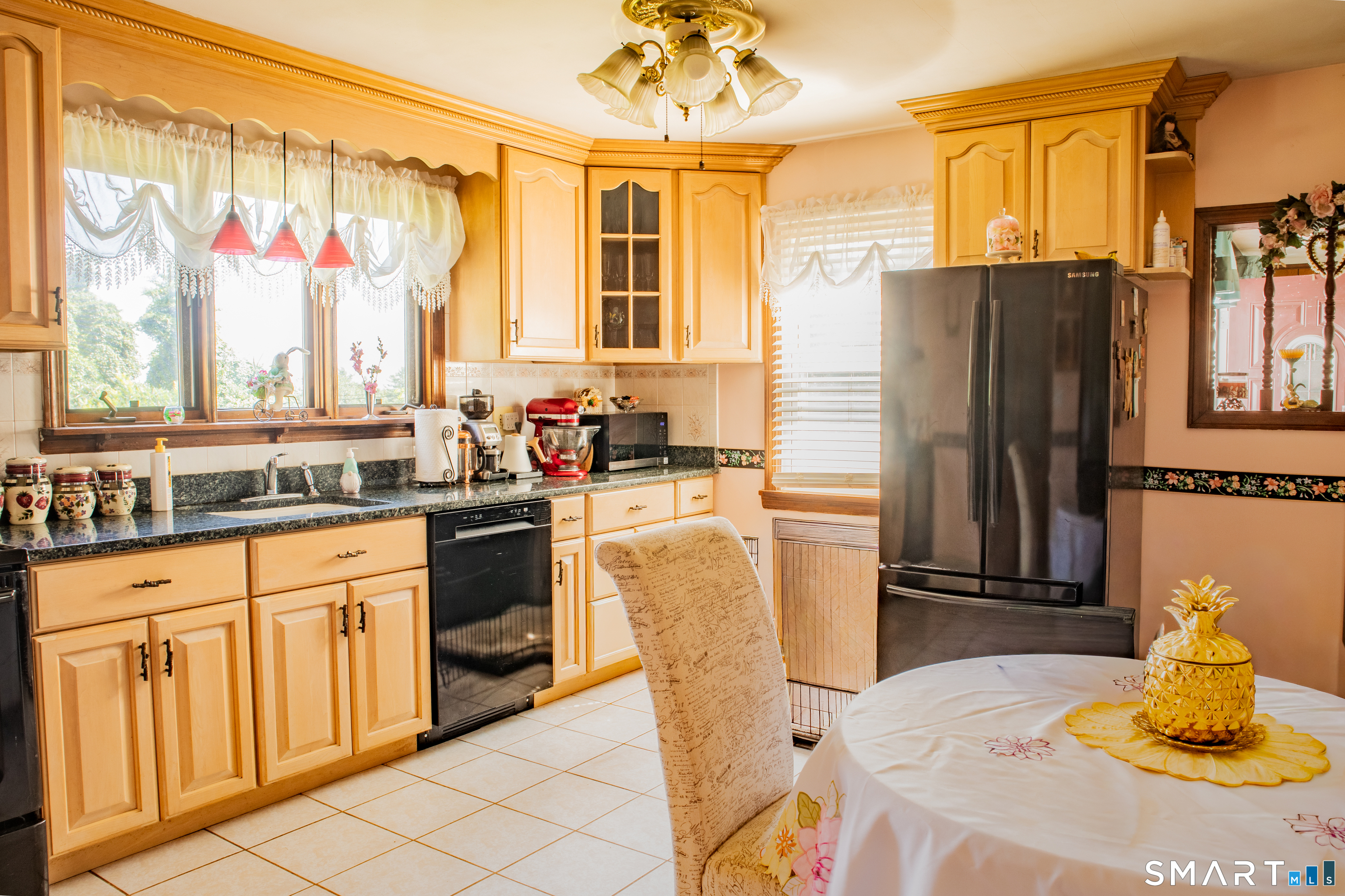 1511 Country Club Road Middletown, CT 06457 - Photo 12 of 23 Gallery Image 12