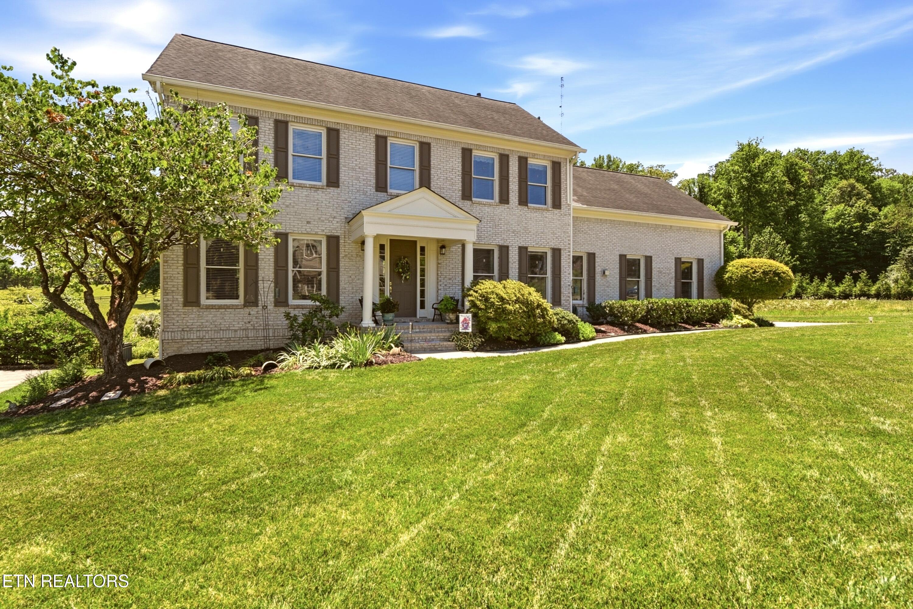 69 Rolling Links Boulevard Oak Ridge, TN 37830 - Photo 3 of 60 4-print-RllngLnks69 (12)