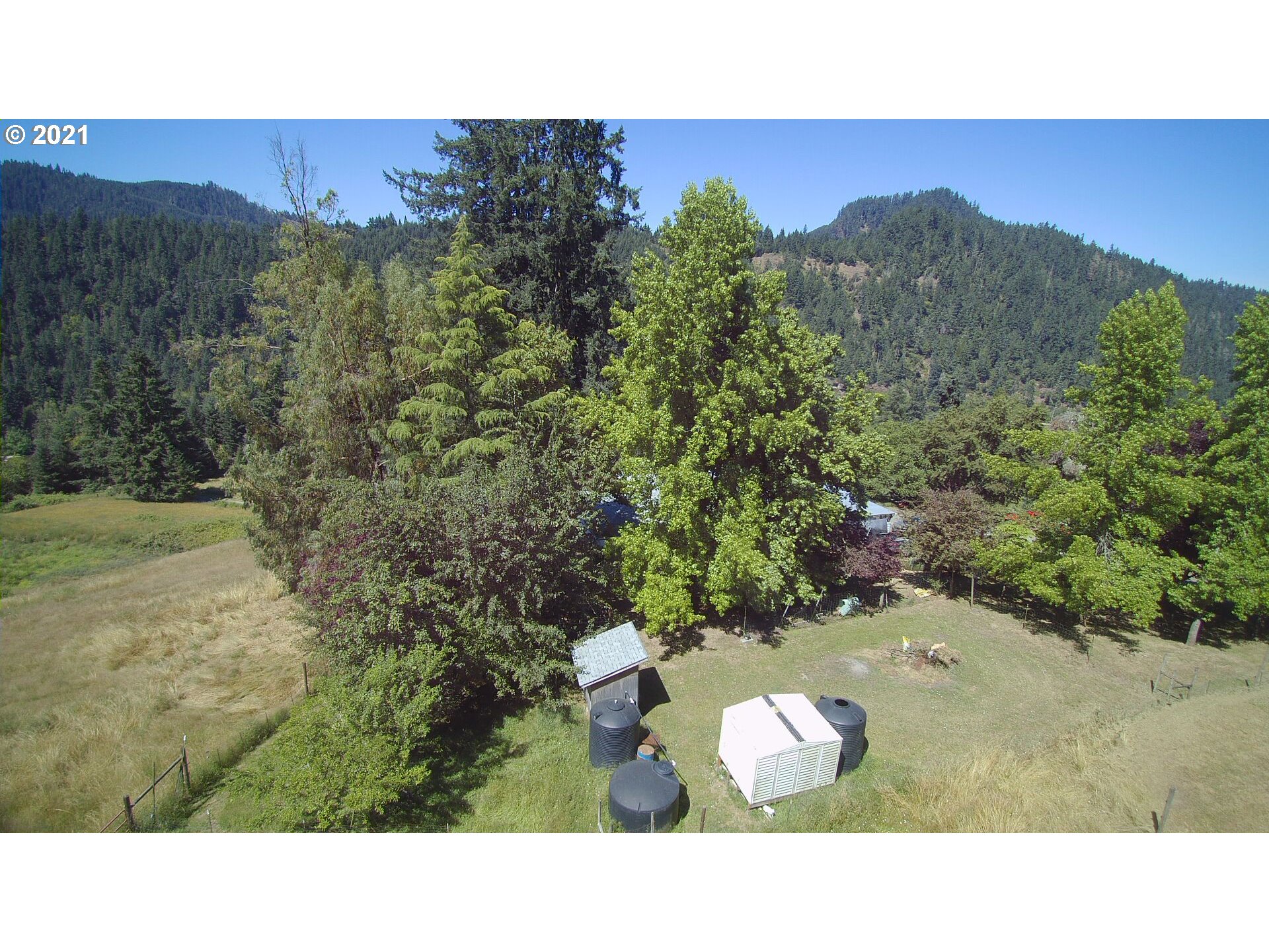 519 Spooner Ridge Lane Oakland, OR 97462 - Photo 7 of 29 Gallery Image 7