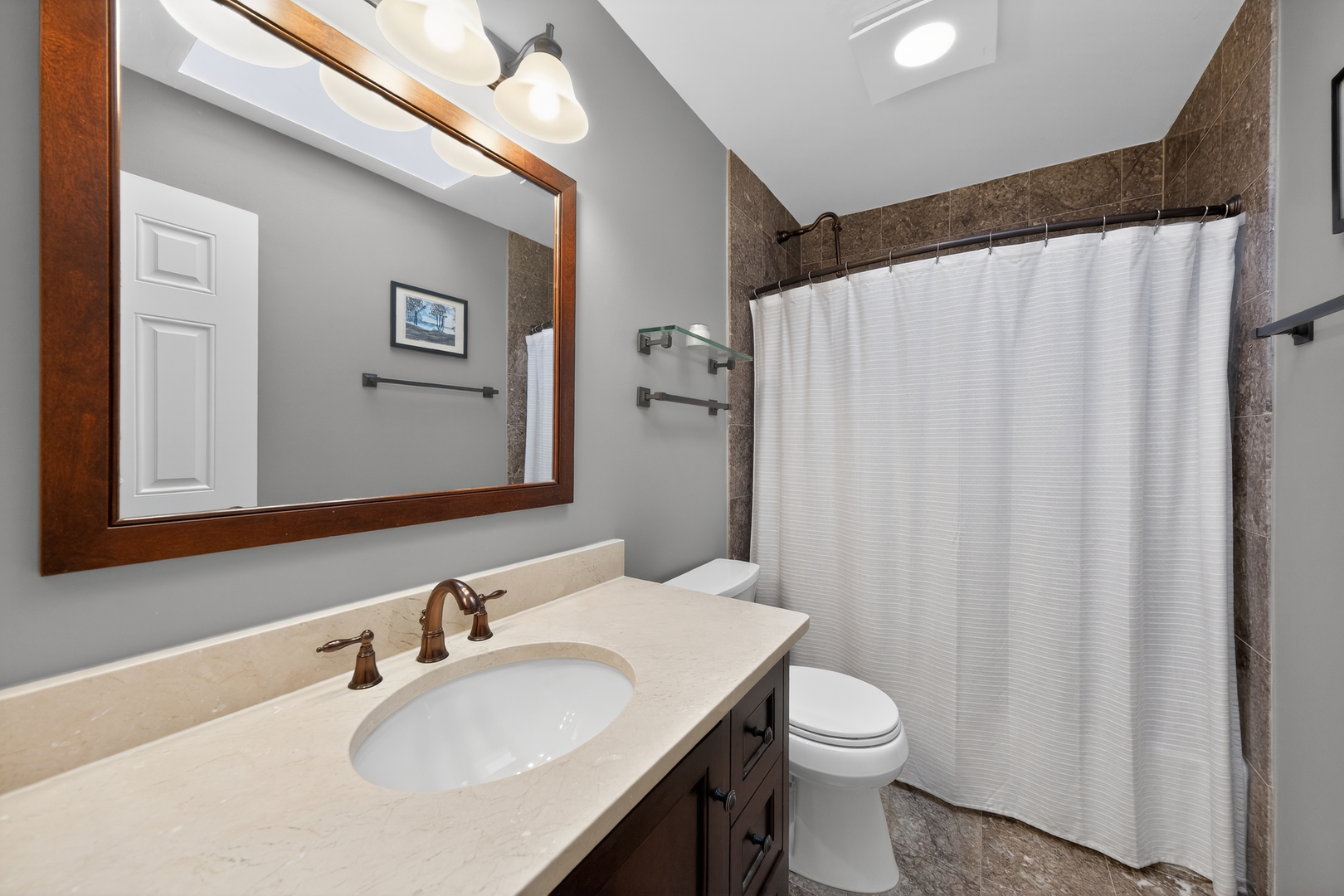 2011 North Halsted Street, Unit 34 Chicago, IL 60614 - Photo 12 of 15