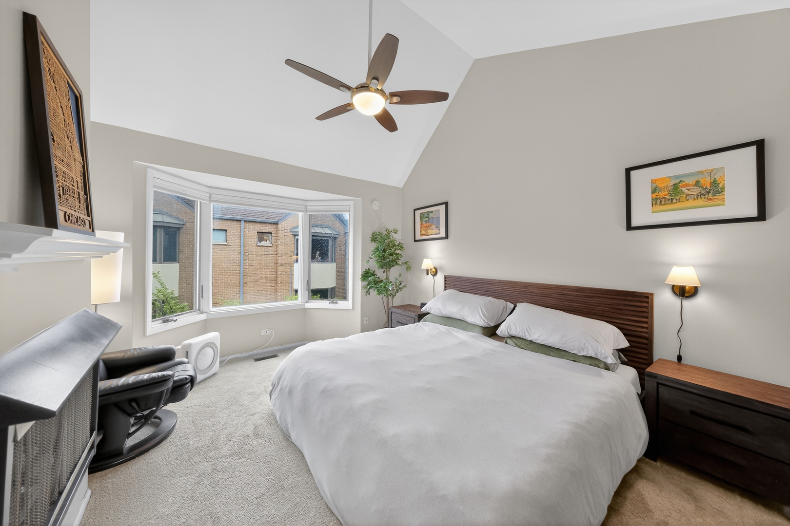 2011 North Halsted Street, Unit 34 Chicago, IL 60614 - Photo 9 of 15