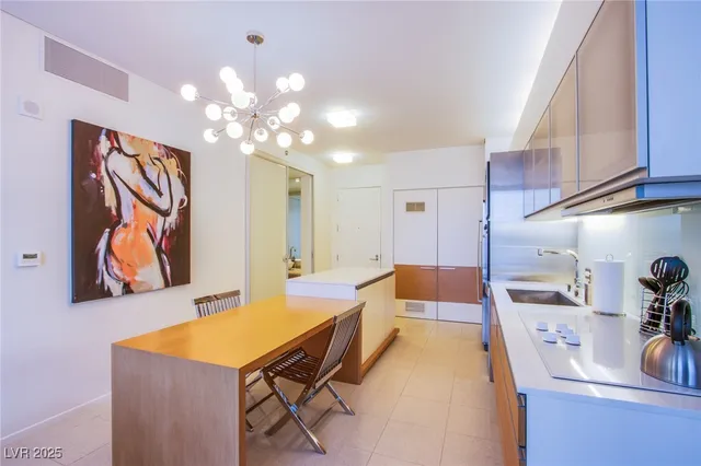 $3,500 | 3726 South Las Vegas Boulevard, Unit 1403, Las Vegas, NV 89158