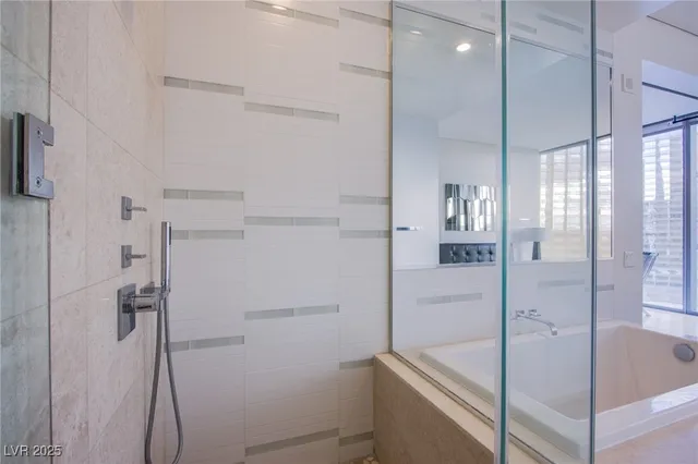 $3,500 | 3726 South Las Vegas Boulevard, Unit 1403, Las Vegas, NV 89158