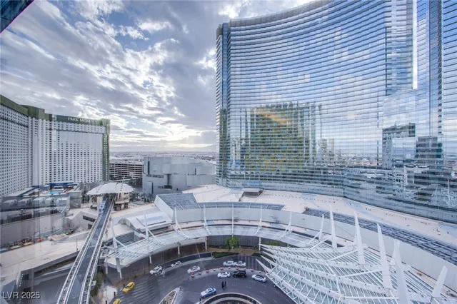 $3,500 | 3726 South Las Vegas Boulevard, Unit 1403, Las Vegas, NV 89158