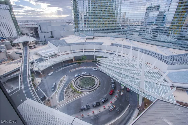 $3,500 | 3726 South Las Vegas Boulevard, Unit 1403, Las Vegas, NV 89158