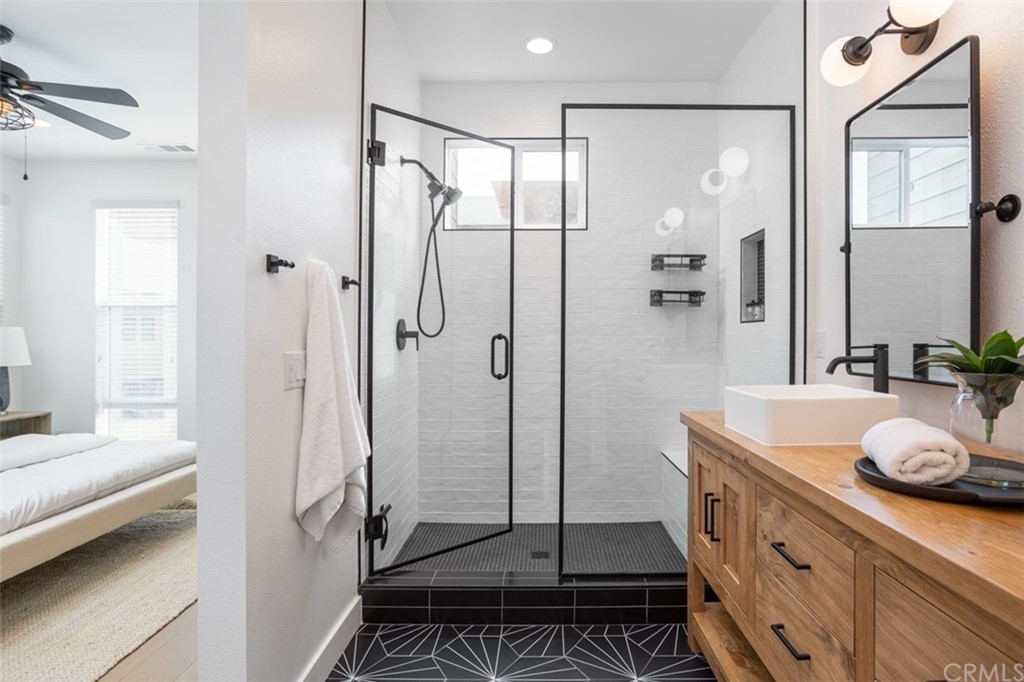 1676 Grand View Costa Mesa, CA 92627 - Photo 20 of 31